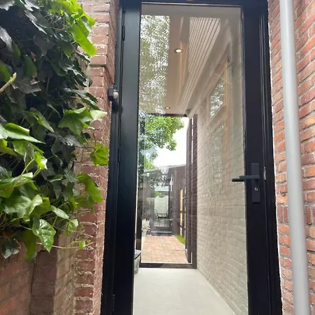 Amsterdam Vlakbij Zee * 잔드보르트